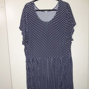 **FINAL PRICE** Old Navy 2XL navy/white polka dot